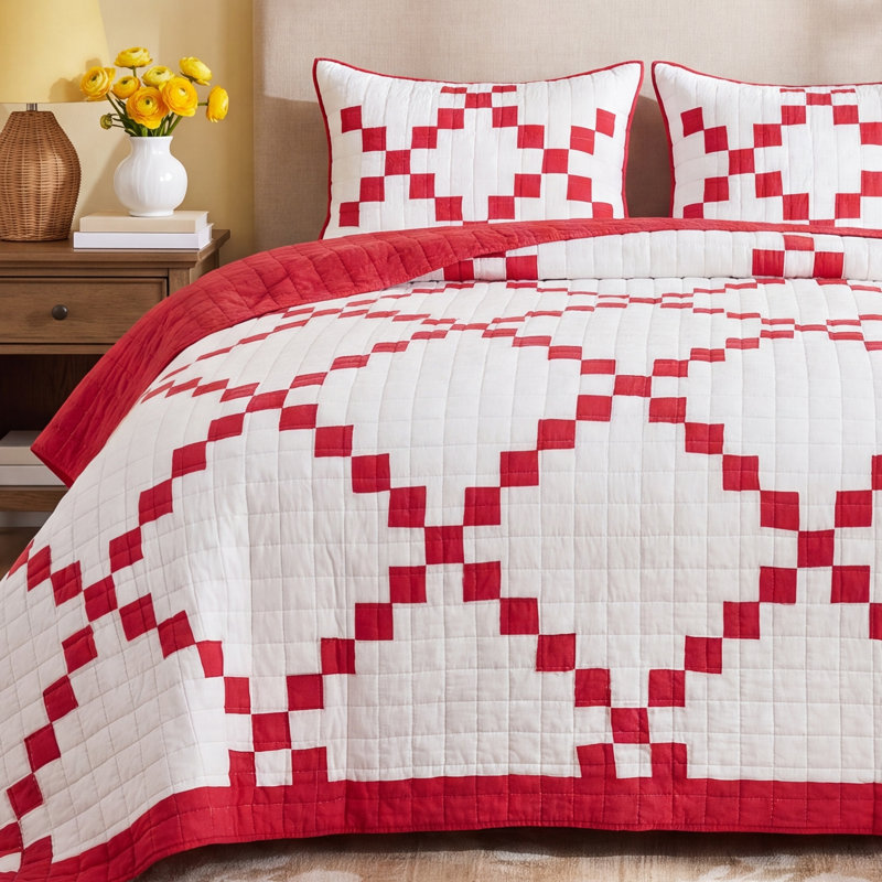 Irish Chain Patchwork Quilt Set, Queen Quilt + 2 Shams, Red