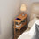 Petite table d'appoint étroite, table de bout Skinny à 3 niveaux pour les petits espaces, table de chevet mince avec tablette de rangement, table de chevet pour le salon, la chambre à coucher, naturel