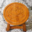 Marchepied en bois sculpté, feuille d'érable, naturel-1229508469