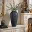 Vase de table en céramique fait à la main, texture granulaire et vase en céramique à finition mate avec glacis tacheté, texture naturelle simple et pièce de décor de style minimaliste-1772832470