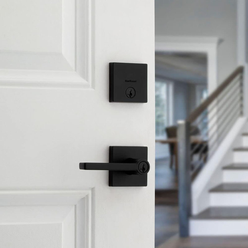 Combo levier d'entrée noir mat et pêne dormant à cylindre simple avec SmartKey et Microban