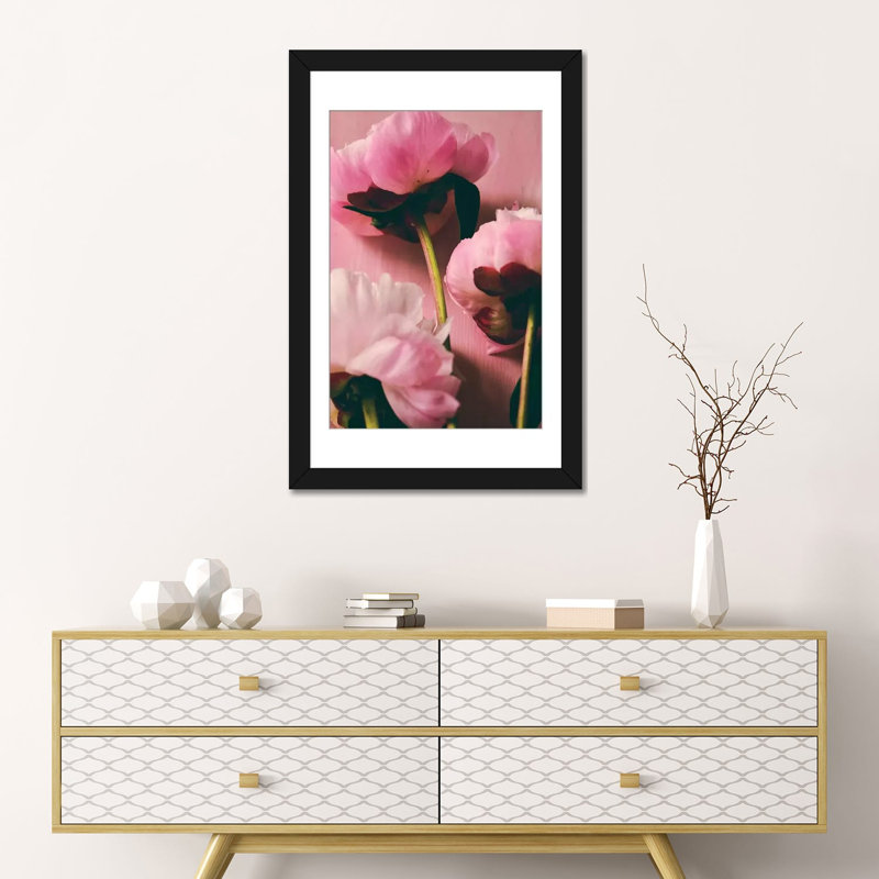 «Pink Peony II», impression sur toile, H 24 po x l 16 po x P 1 po, Papier avec cadre noir, Blanc