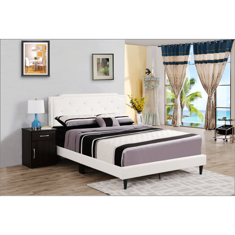  Bed, White, Queen