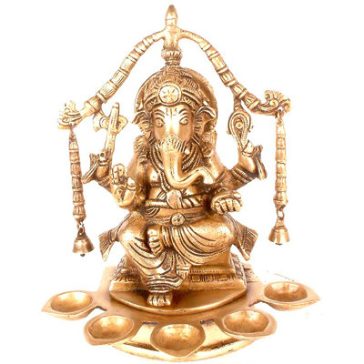 8.8'' H Brass Tabletop Candelabra