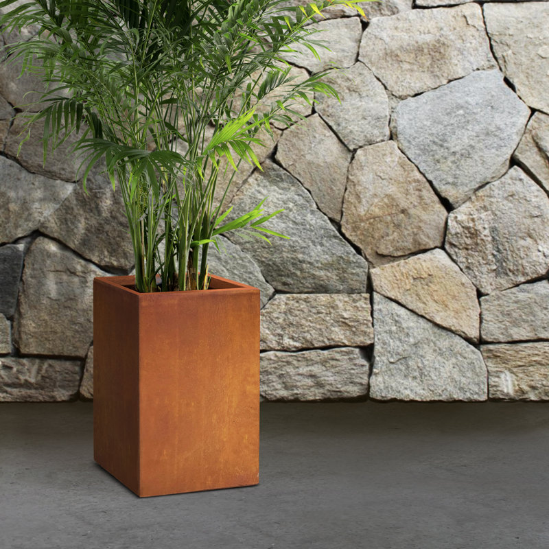 Rosston Pot Planter, Iron Oxide, 20' H x 9' W x 9" D