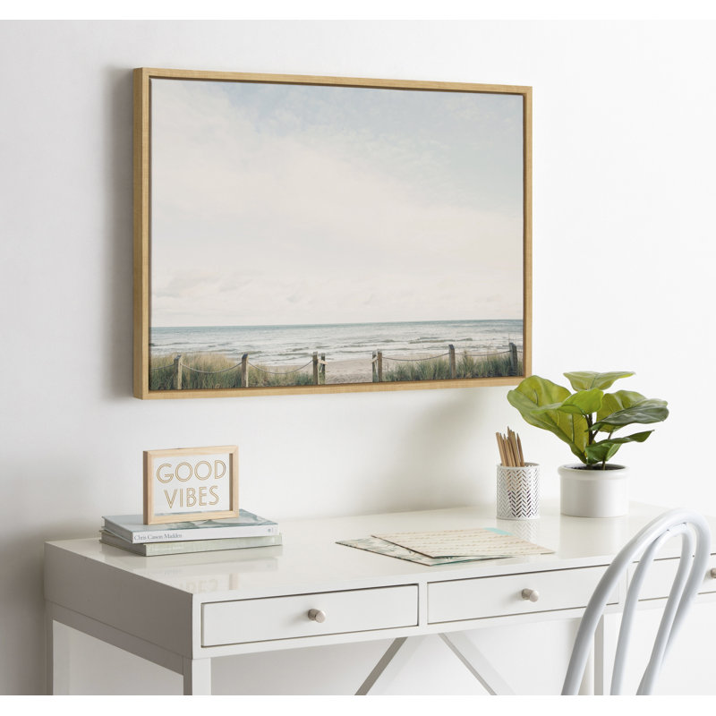 «Pale Sky» par Emiko et Mark Franzen, reproduction d'art sur toile encadrée, Encadré naturel, L 33 po x H 23 po