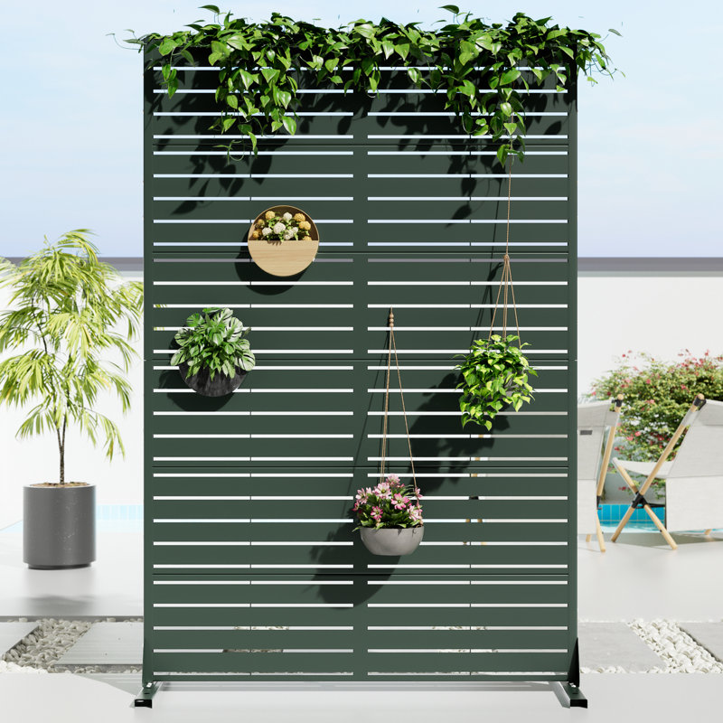 Panneau de clôture d'intimité en métal à rayures horizontales, H 72 po x l 47 po x P 16 po, Vert foncé