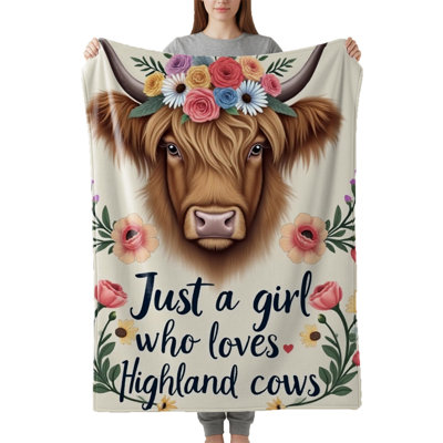 Highland Cow Pastel Flower Crown Rustic Pattern Throw Blanket, Ultra soft flannel fabric, True, Anti-pilling fade resistant, All-season comfort, Christmas Halloween decorations, 40 x 50 in
