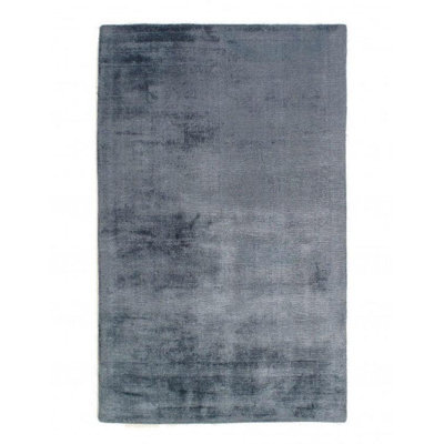 Mithilesh Area Rug in Gray