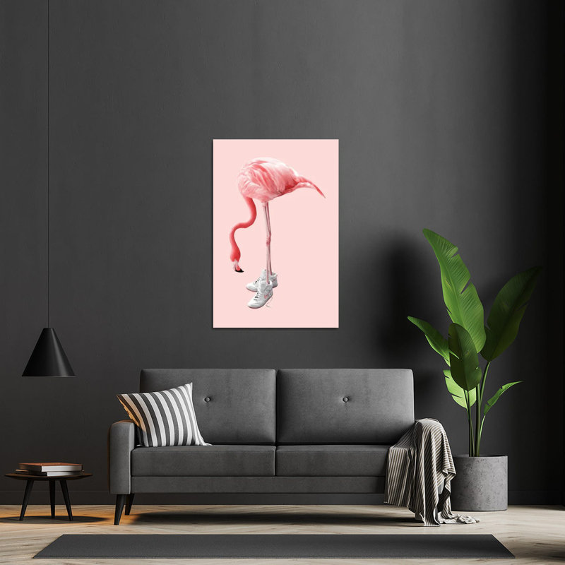 Sneaker Flamingo par Jonas Loose - photographie sans cadre, H 24 po x l 16 po x P 0,25 po