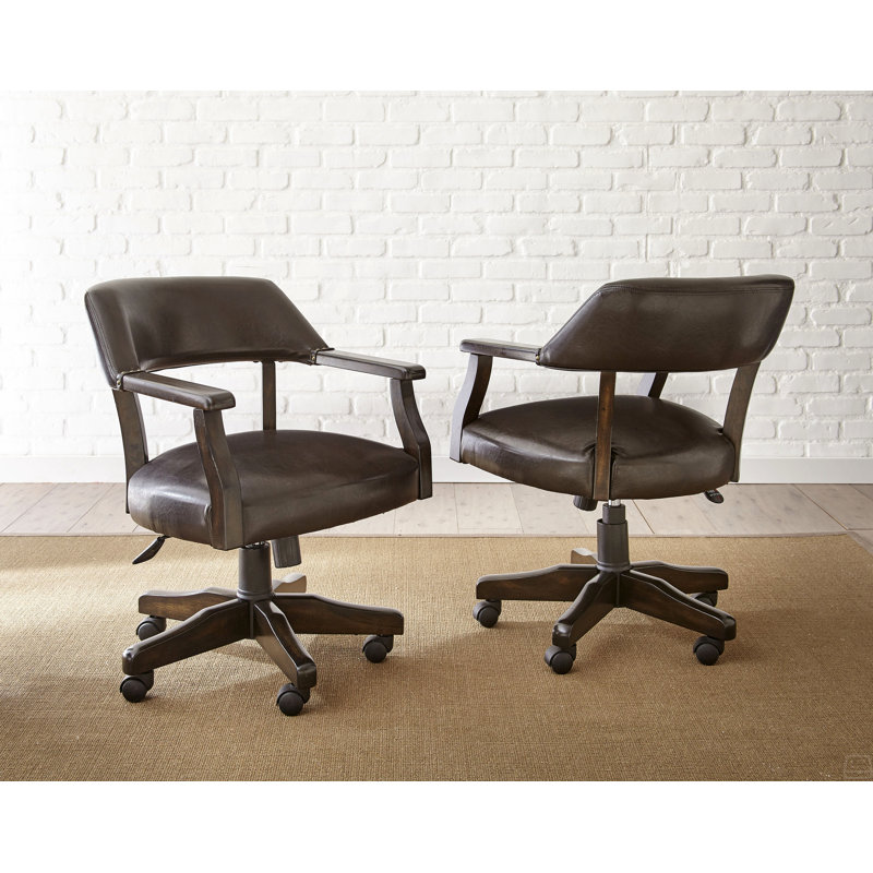 Chaise avec accoudoirs