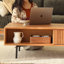 Table basse en bois massif au design rétro