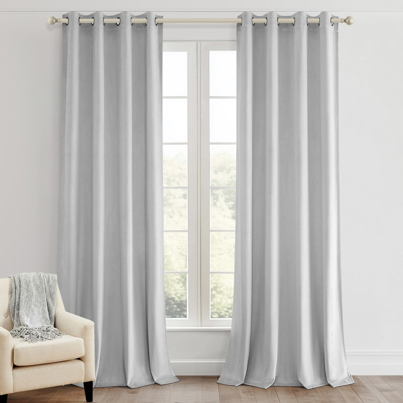 Paire de rideaux occultant avec œillets Ike, L 52 po x L 90 po, Gris / blanc