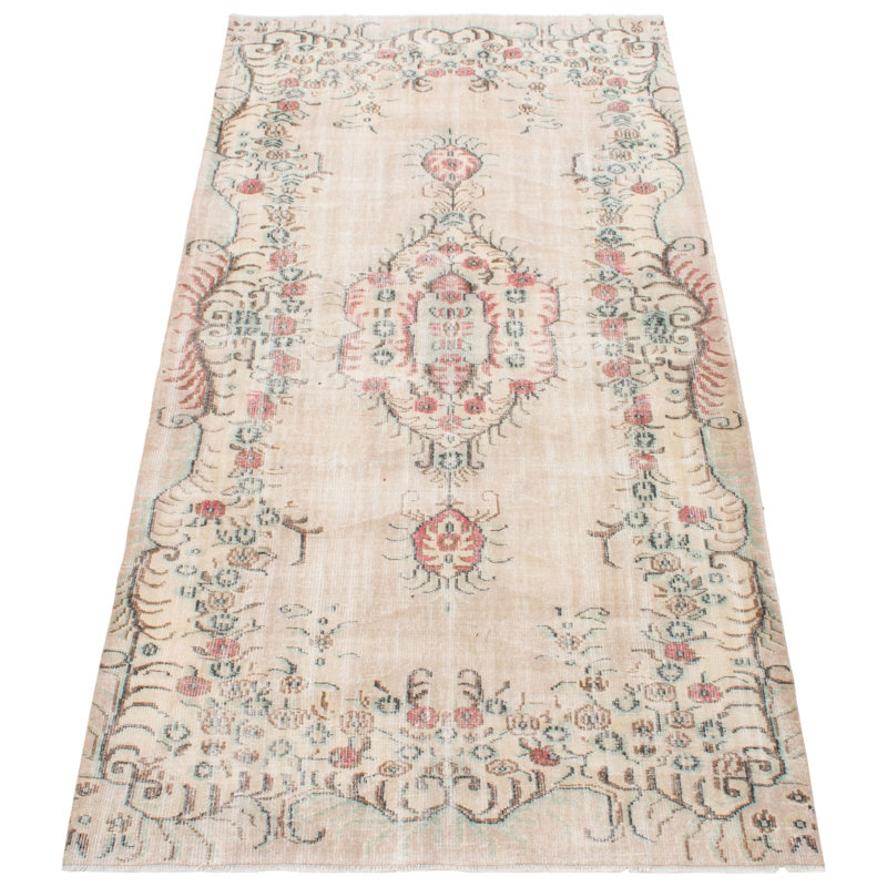 Tapis beige Danuel Vintage 5 pi 5 po x 10 pi 0 po