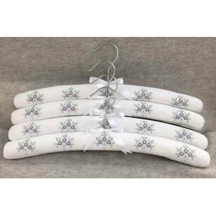 Metal Non-Slip Standard Hanger (Set of 4)