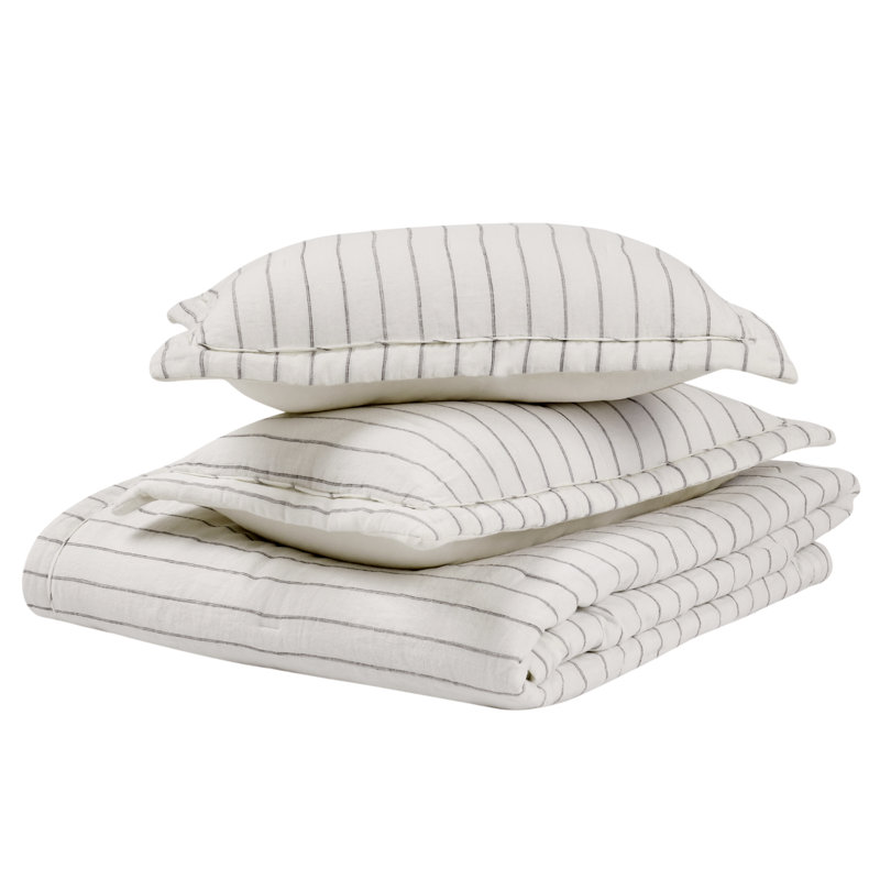 Kingston Duvet Cover Set, Queen Comforter + 2 Standard Shams