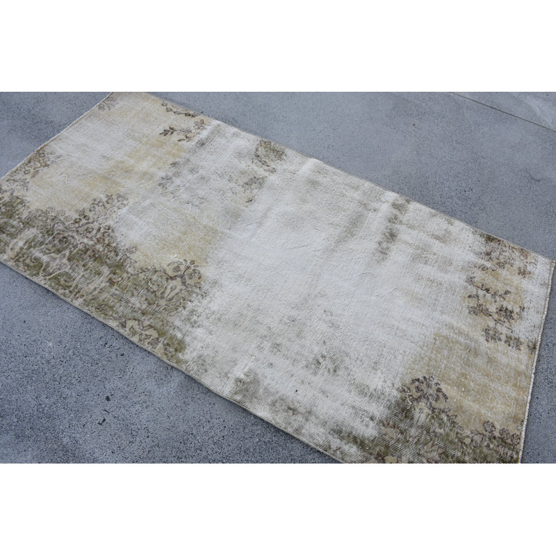 Tapis beige 40,6 x 81,1 po Vintage