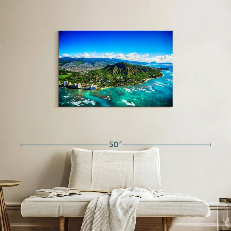 Harpa Diamond Head View, 24" H x 36" W