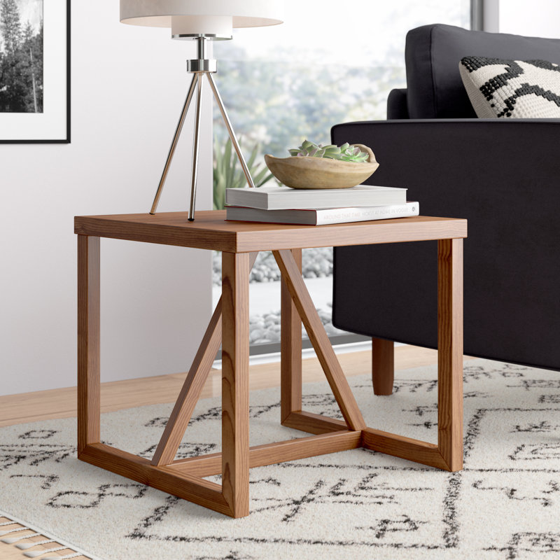 Table d'appoint Strut en bois massif, Noyer