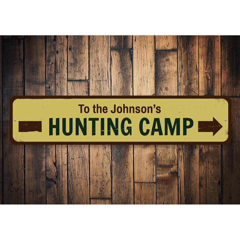Plaque en aluminium personnalisée «Hunting Camp», H 4 po x l 18 po x P 0,04 po