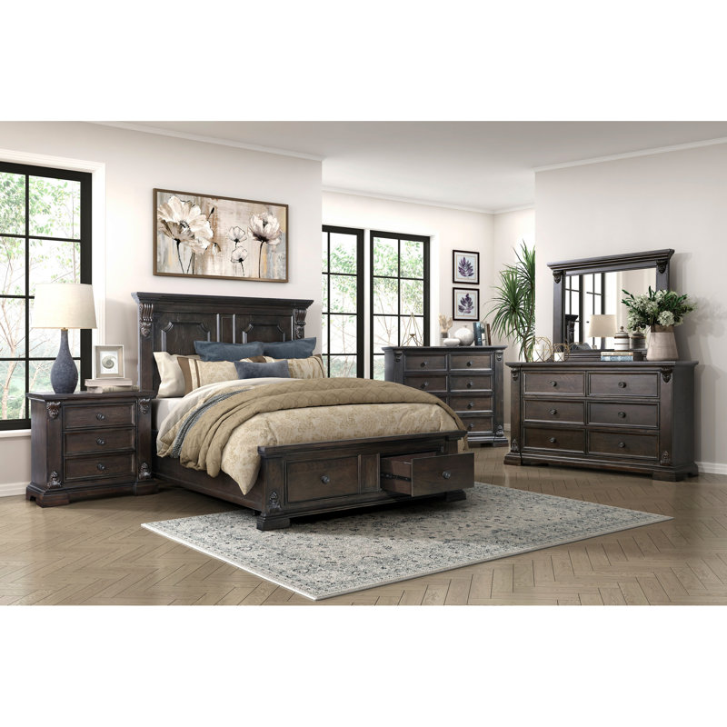 Table de chevet traditionnelle 3 avec finition captivante pour la chambre à coucher 3 tiroirs pratiques