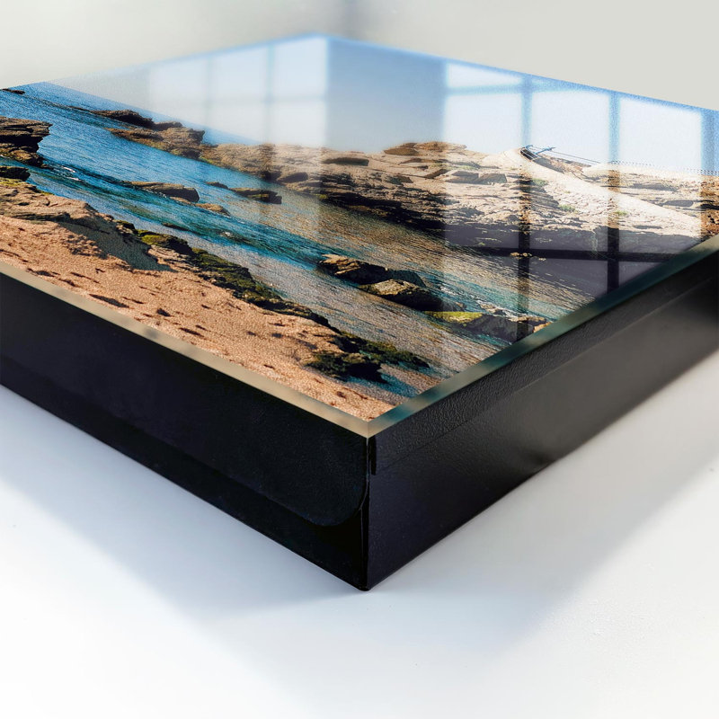 Decorative key box for wall, Opens to the right, 30x30x5, Black, Rocky coast and blue sea, 