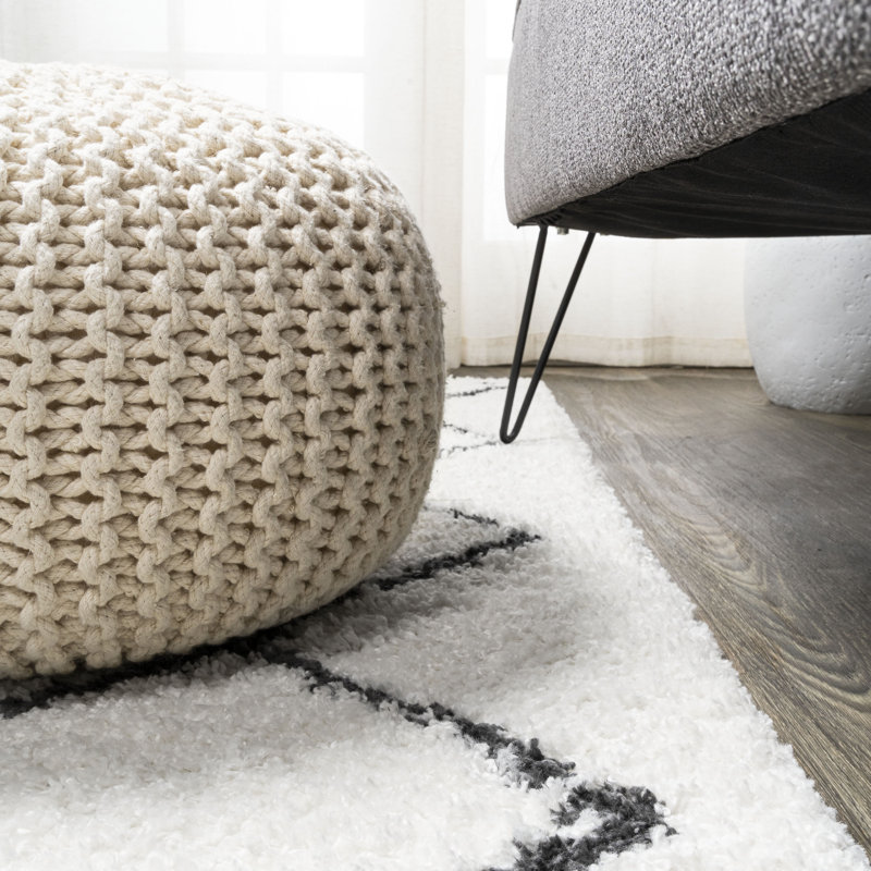 Schlesinger Moroccan Style Diamond Shag White/Gray Rug, Runner 2' x 10'