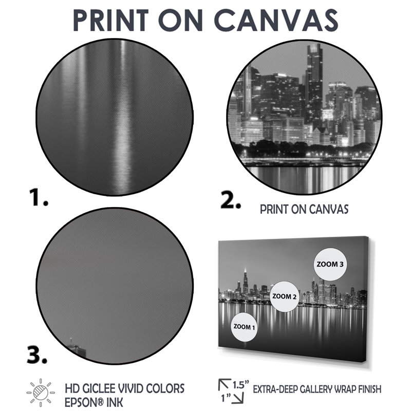 «Chicago Skyline at Night Black and White» - reproduction de photo, H 20 po x l 40 po, Toile tendue