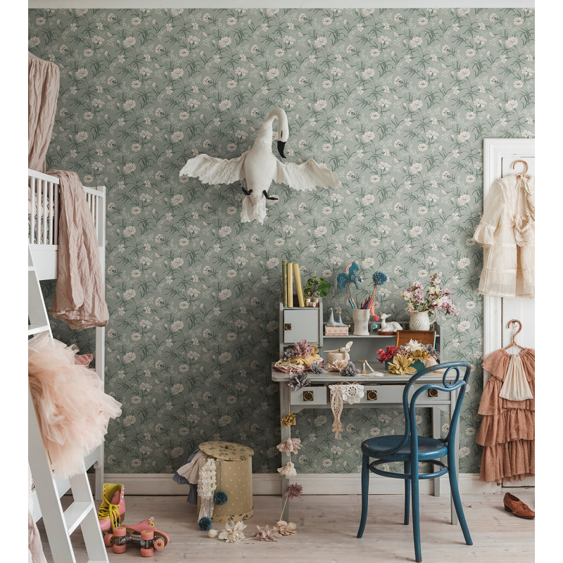 Lofstad Floral Wallpaper Roll, Garden Green