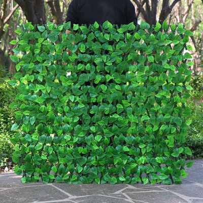 Green Radish Leaf Telescopic Simulation Plant Fence Plastic Material