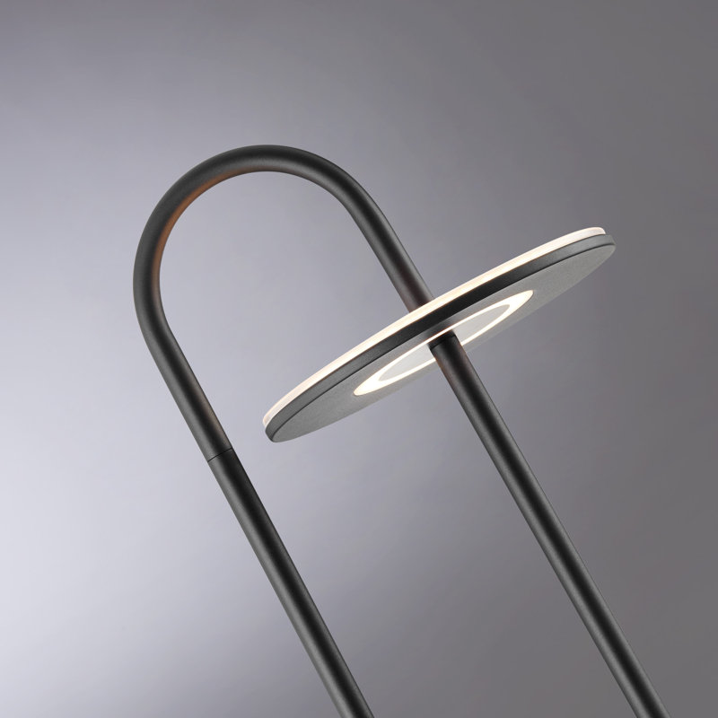Wonda Floor Lamp, Black