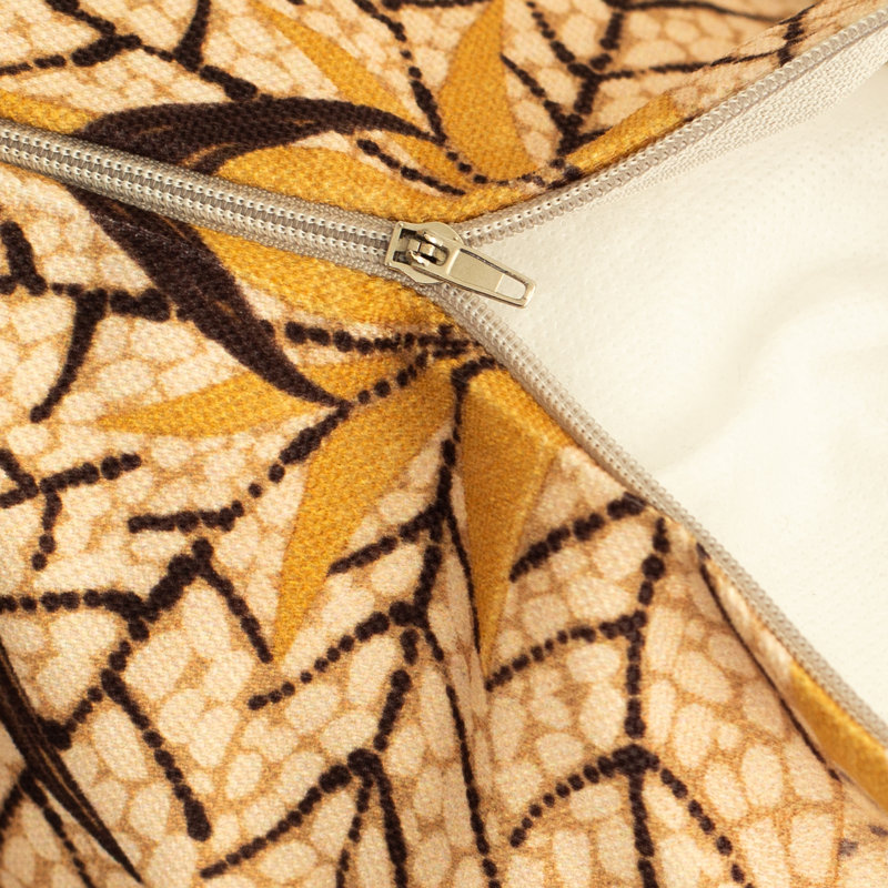 Hefni Qudratisch Cushion, Yellow