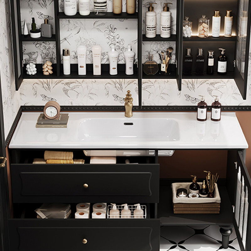 American retro-style bathroom cabinet., 32.28" H x 59.45" W x 19.69" D