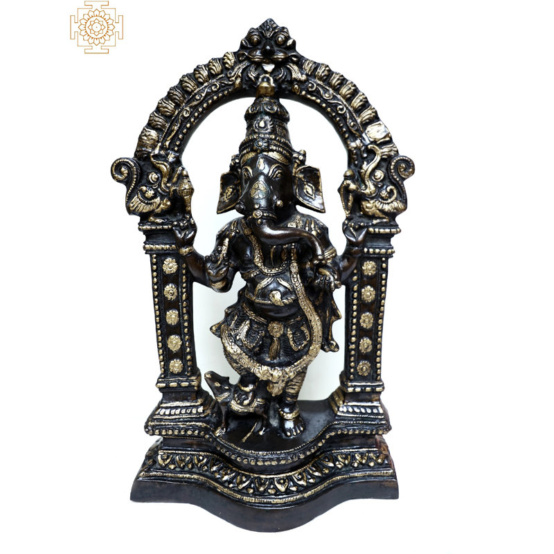 Statue debout de Ganesha