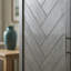 Grand lit escamotable avec charge USB et panneaux géométriques - Lit armoire en pin gris-385540150