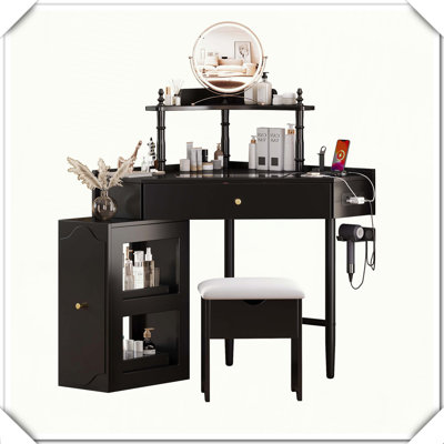Meuble de rangement en coin