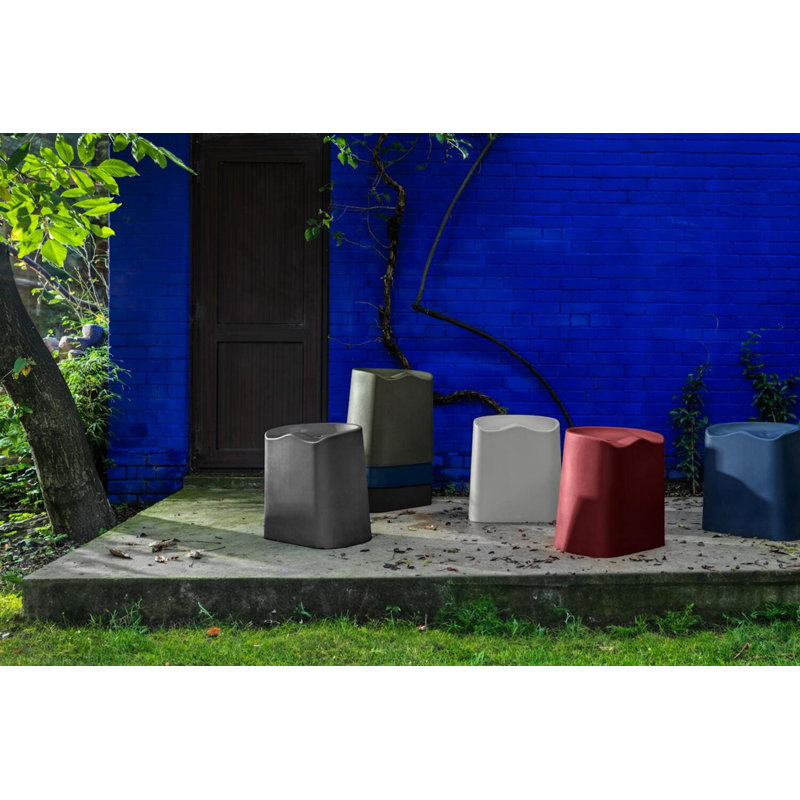 Butt Garden Stool, Black