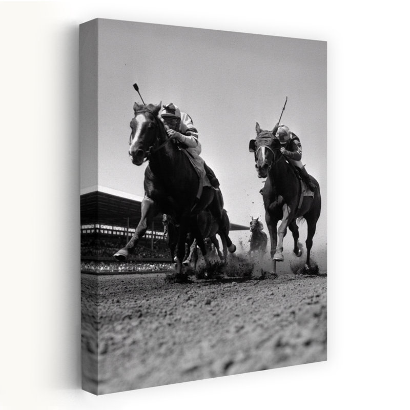 Vue des vers des années 1960 de la course de chevaux avec 2 chefs au galop vers la caméra, art rétro rétro, H 36 po x l 24 po