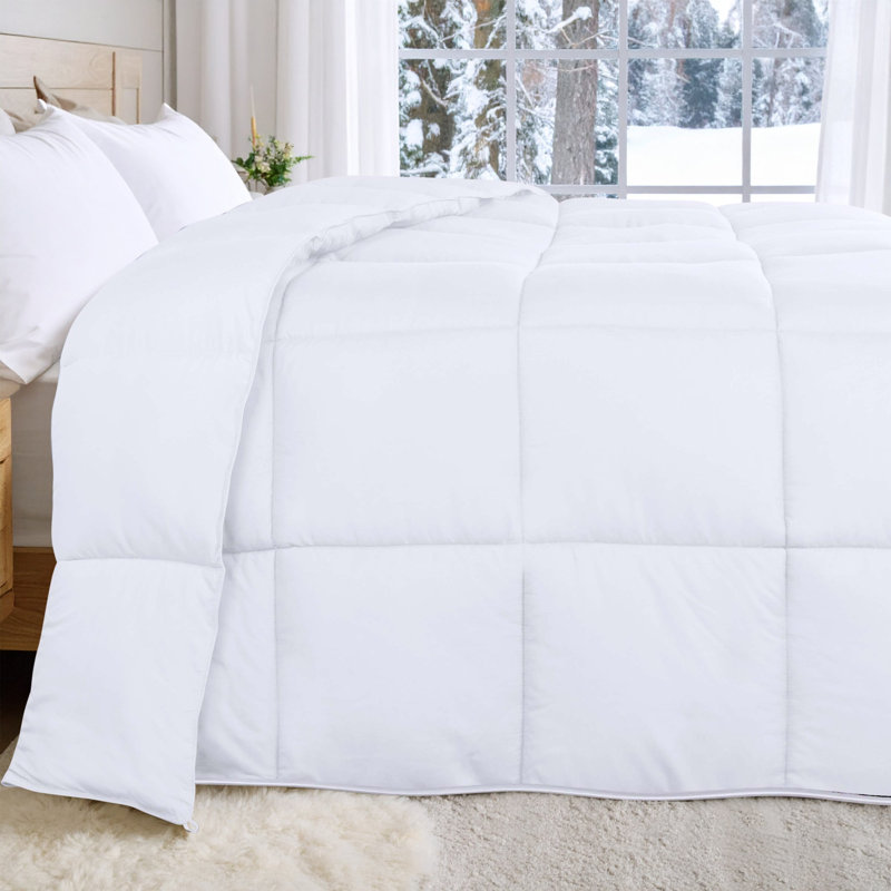 Couette réversible unie en duvet synthétique Blue Nile Mills, garniture de couette toutes saisons, Full/Queen, White