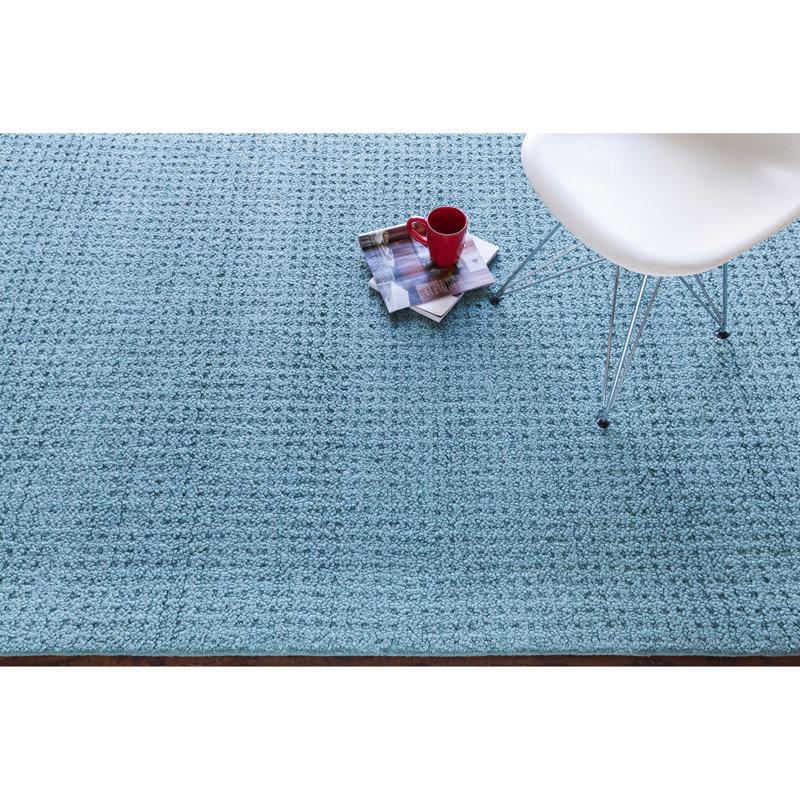 Tracey Handmade Hand-Tufted Solid Aqua Blue Indoor Wool Area Rug, 4' x 6'