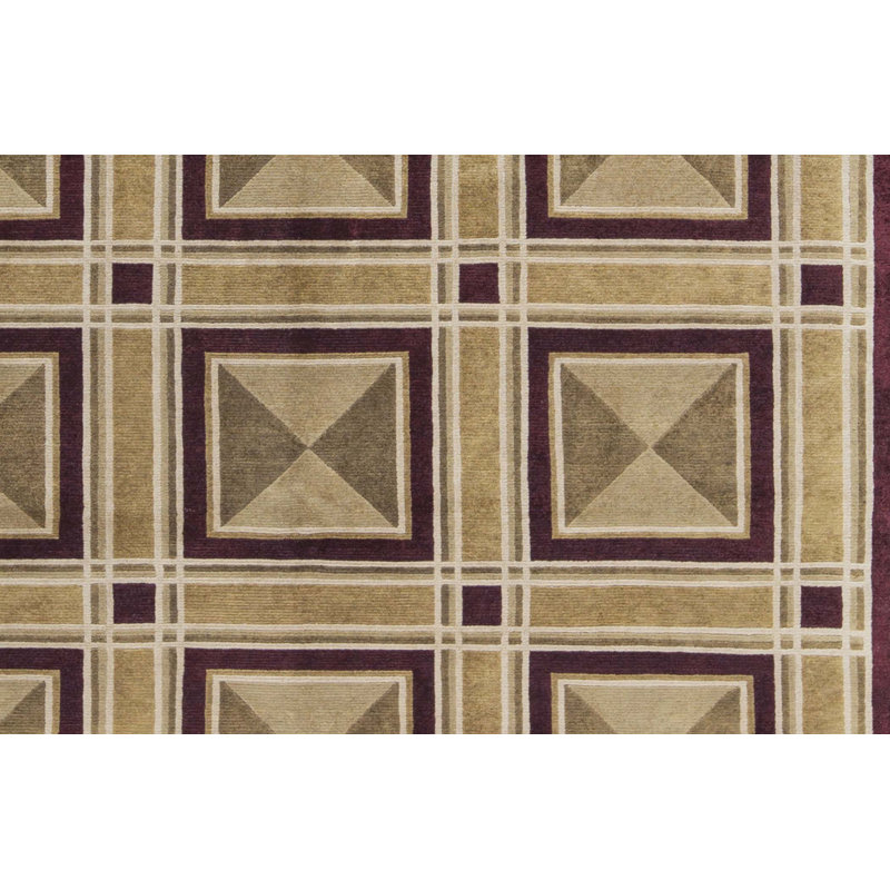 Hand-Knotted High-Quality Brown Area Rug