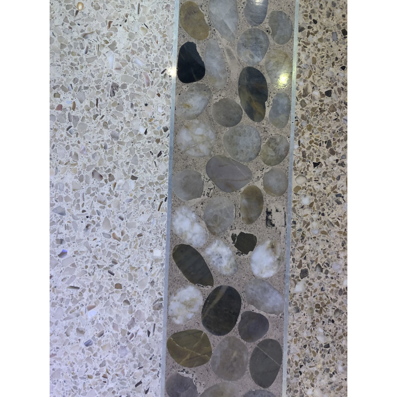 Carreau de mosaïque en pierre naturelle l 12 po x 12 po River Rock