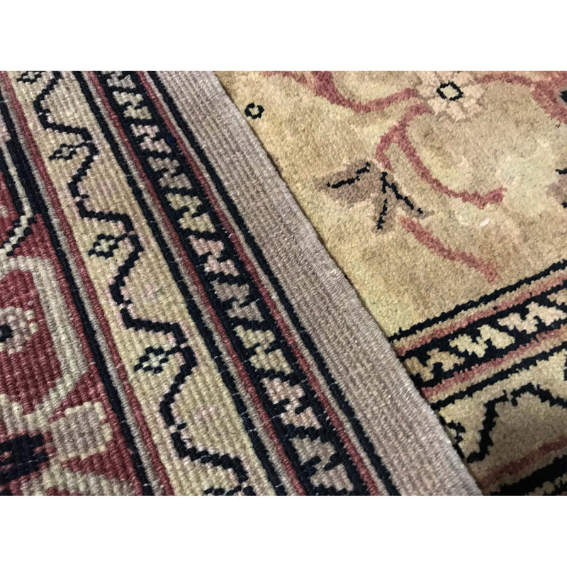 Tapis rouge et brun noué à la main de haute qualité