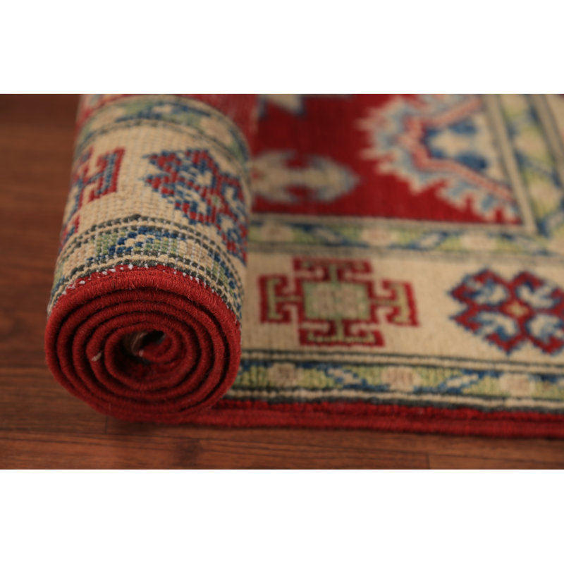 Tapis rouge Kazak