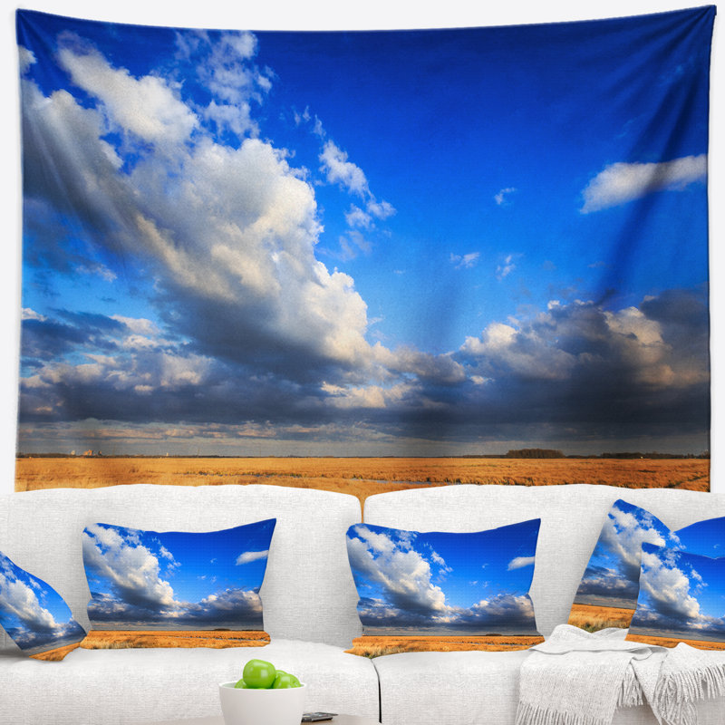 Tapisserie en ciel au-dessus d’un prairie avec accessoires suspendus inclus, H 32 po x l 39 po