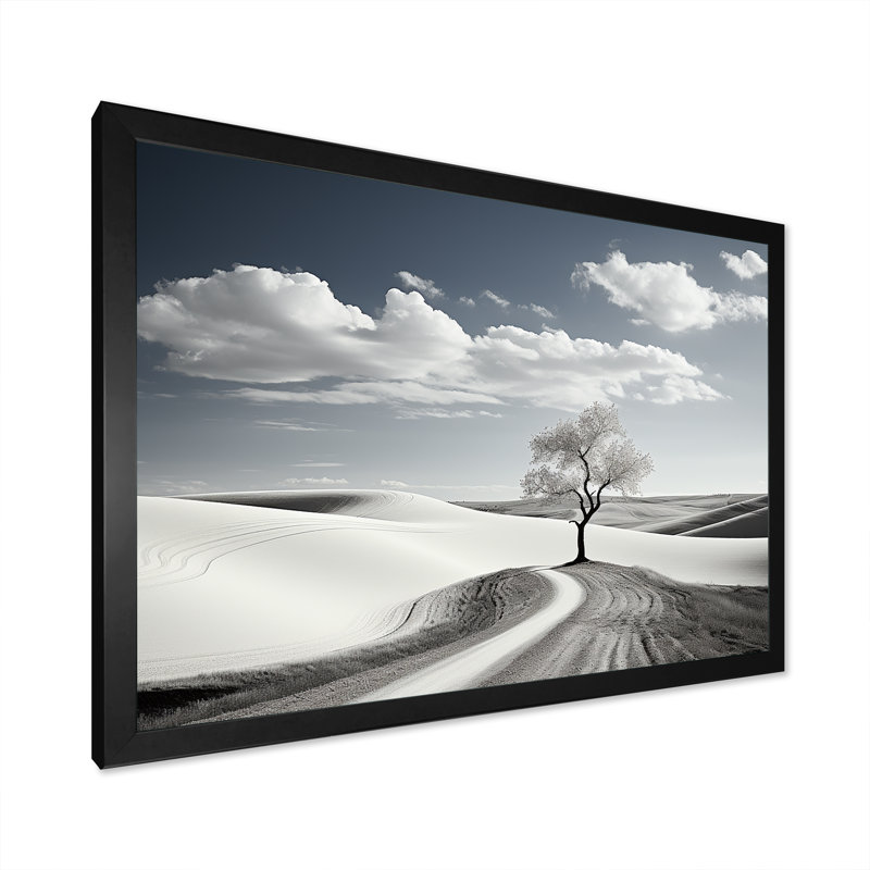 Scandinavian Tranquility Scenery, photographie sur toile, H 30 po x l 40 po x P 1,5 po, Cadre simple noir