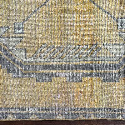 Petit tapis luxueux vintage en laine turque brun riche pour les entrées et les petits espaces
