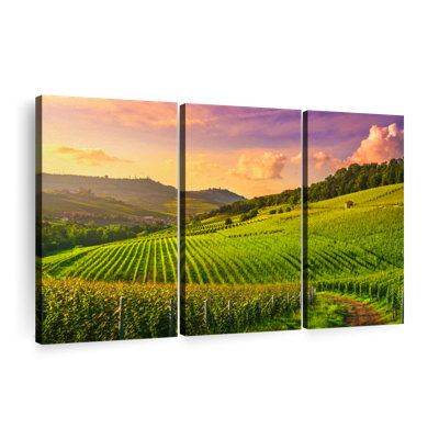 "Vineyard In Langhe" sur toile