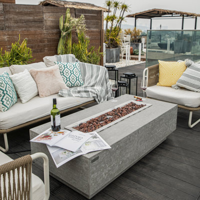 Table de feu en béton 58 po x 28 po Kingsale