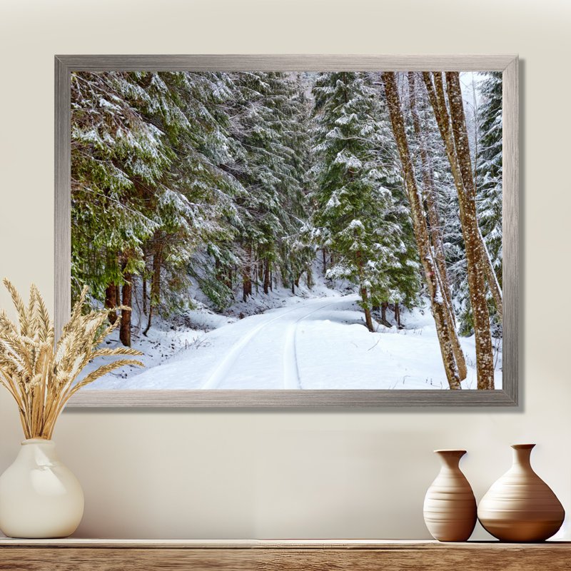 «Winter Forest», reproduction d'art sur toile, route enneigée dans la forêt, H 30 po x l 40 po, Avec cadre, Argent